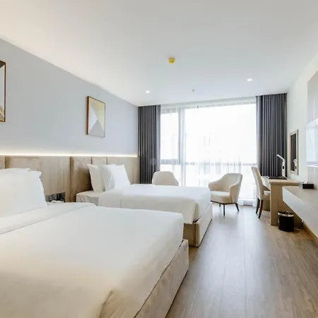 River Way Hotel